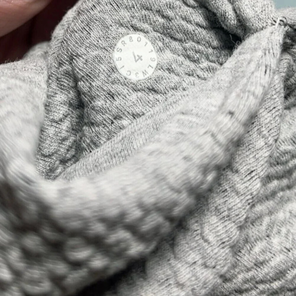 Lululemon Womens 4 Catch A Moment Crew Heathered Core  Light Grey - Picture 16 of 16